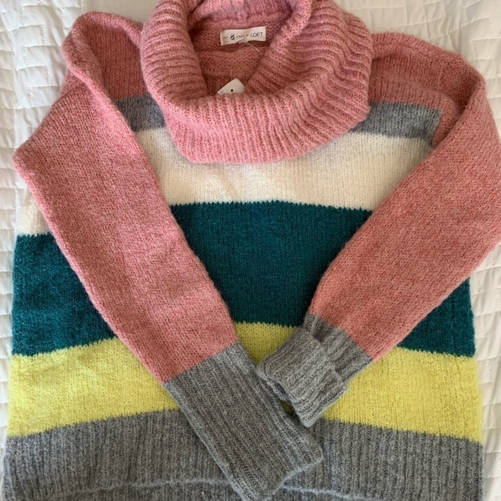 New - LOFT - Lou and Grey sweater - Picture 5 of 7